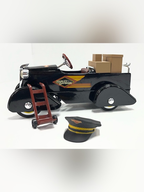 Harley-Davidson Other - Harley-Davidson 1936 Toledo Blue Streak Pedal Car die-cast
